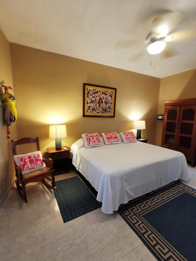 Casa Quetzal Hotel Valladolid  Buitenkant foto