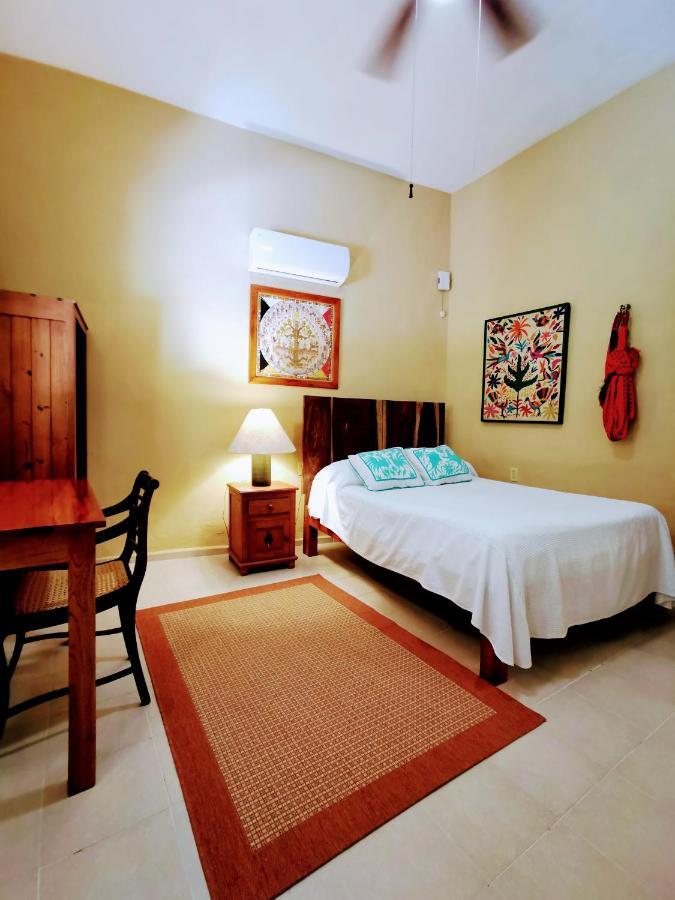 Casa Quetzal Hotel Valladolid  Buitenkant foto