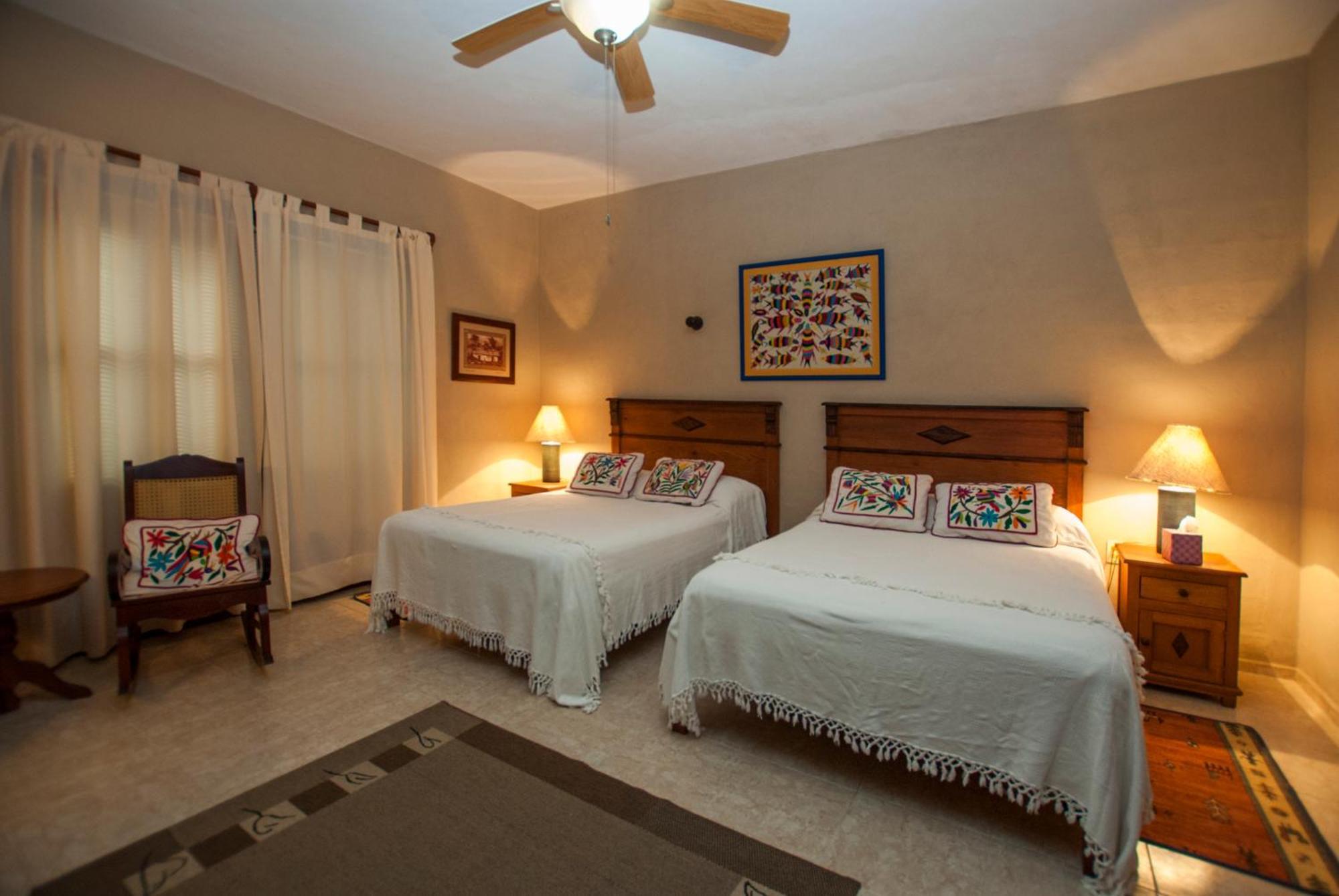 Casa Quetzal Hotel Valladolid  Buitenkant foto