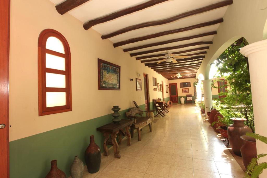 Casa Quetzal Hotel Valladolid  Buitenkant foto